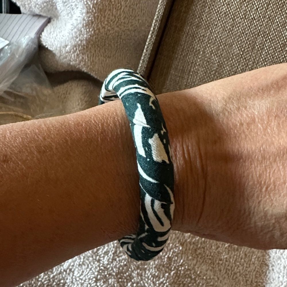 Plunder Dark Green and White Fabric Bracelet